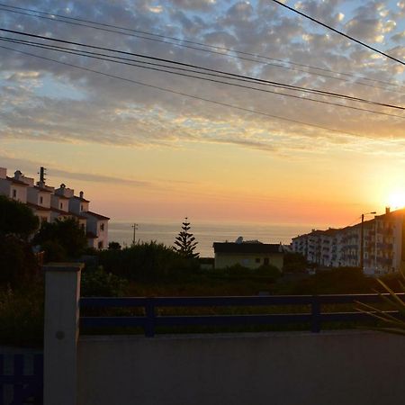 Ericeira Chill Hill Hostel & Private Rooms - Sea Food Eksteriør billede