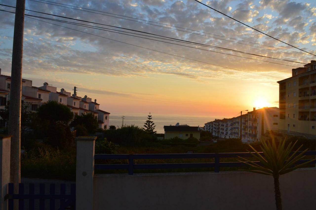 Ericeira Chill Hill Hostel & Private Rooms - Sea Food Eksteriør billede